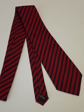 Men's Red and Black Diagonal Stripe Tie